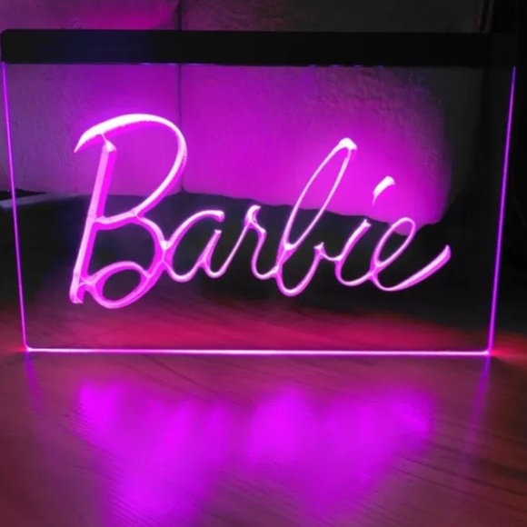 Barbie doll logo neon light USB POWERED - Picture 4 of 4